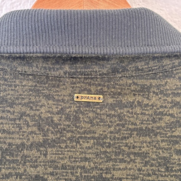 PrAna Breathe Softshell Jacket Womens Size L Green Asymmetrical Zip Outdoor - Picture 12 of 16